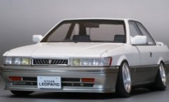1/18 Ignition model with Rare white rear wing